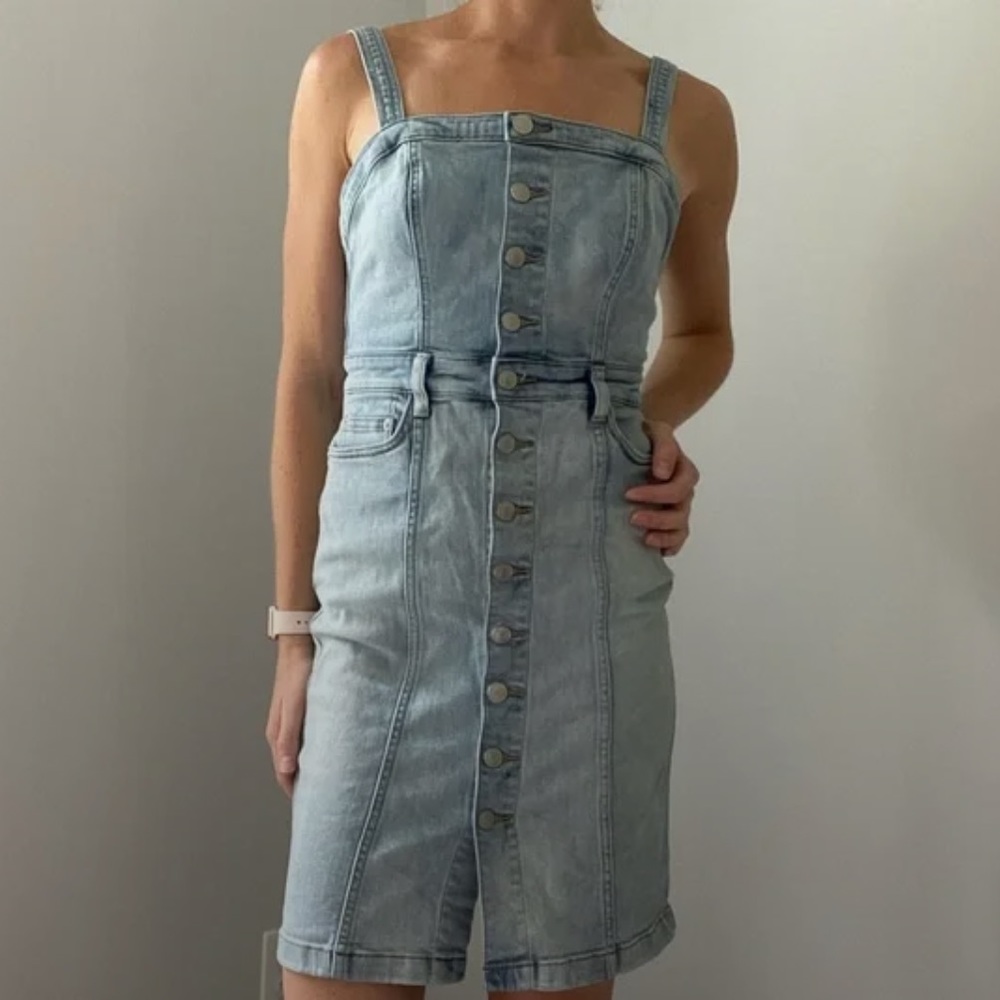 ๐HP๐ Free People Denim Button Front Jumper - Picture 2 of 5
